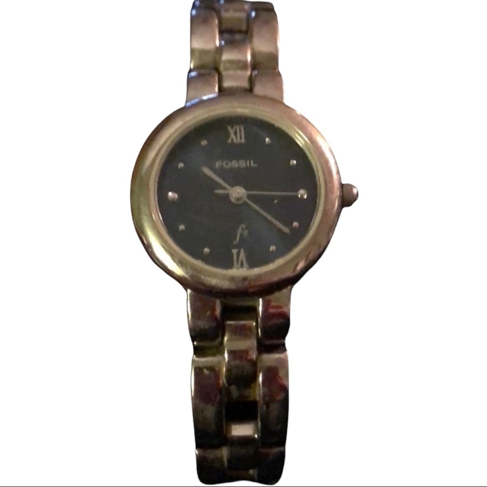 Fossil Ladies Watch. 25 mm case. EUC